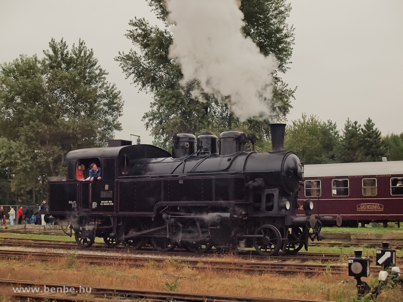 A ŽSR 331,037 (ex 	MV 375,666) Strasshofban fot