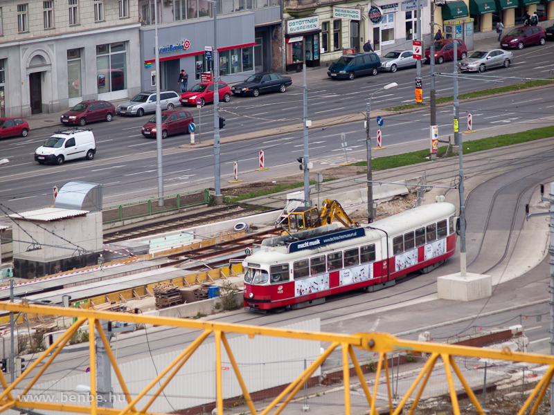 Bcsi villamos halad a Sdtiroler Platz fel fot