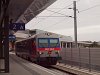 The BB 5047 036-8 is arriving at Stadlau