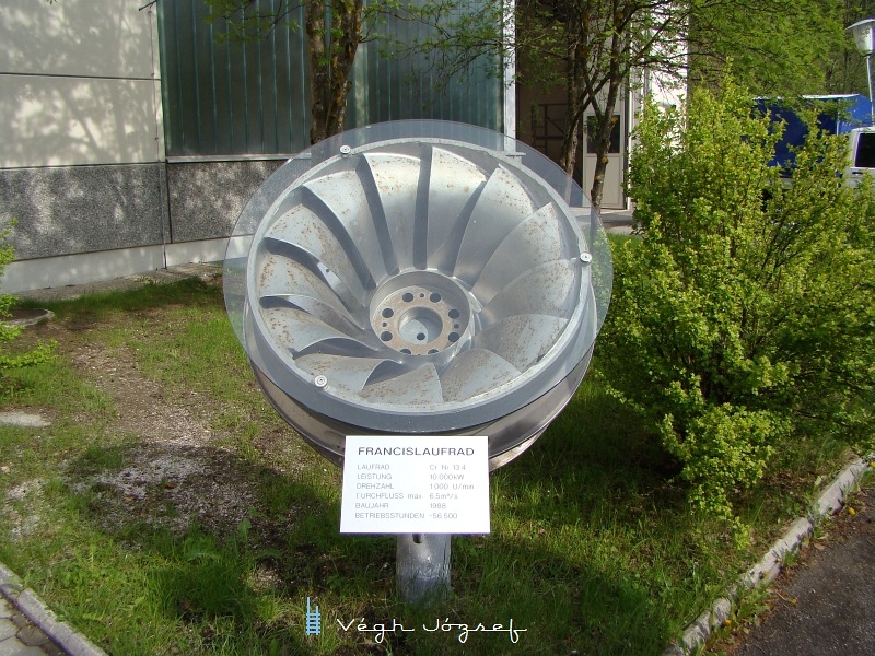 Egy 1988-as vjratu Francis-turbinalapt   fot