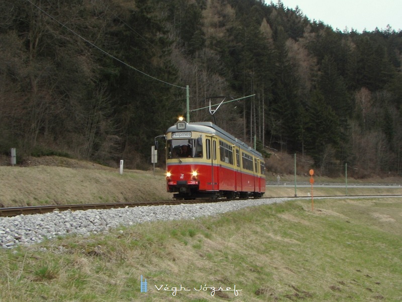 Despite the heavy grade the tram is swift even during autumn, when the rails are slippery photo
