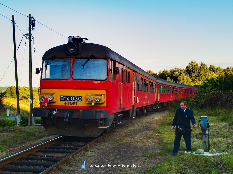 Btx 030 a sorompónál fotó