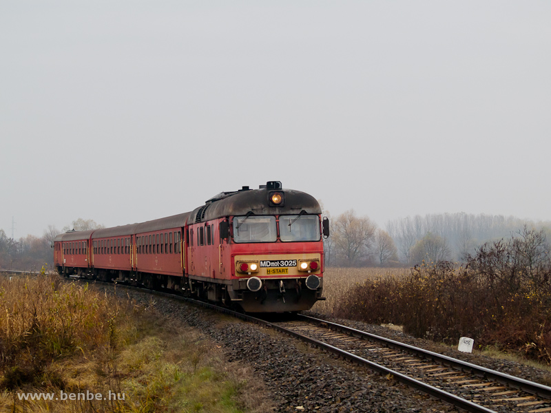 The MDmot 3025 between Nagydobos and plyi photo