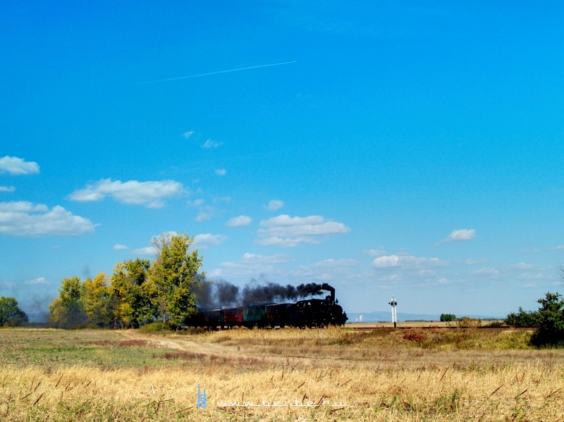 The 220,194 between Jszrokszlls and Jszdzsa photo