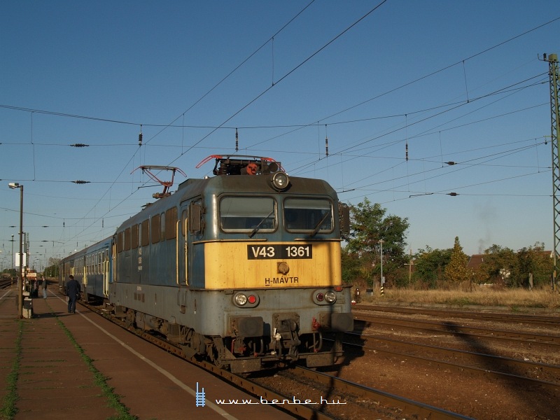 V43 1361 Vámosgyörkön fotó
