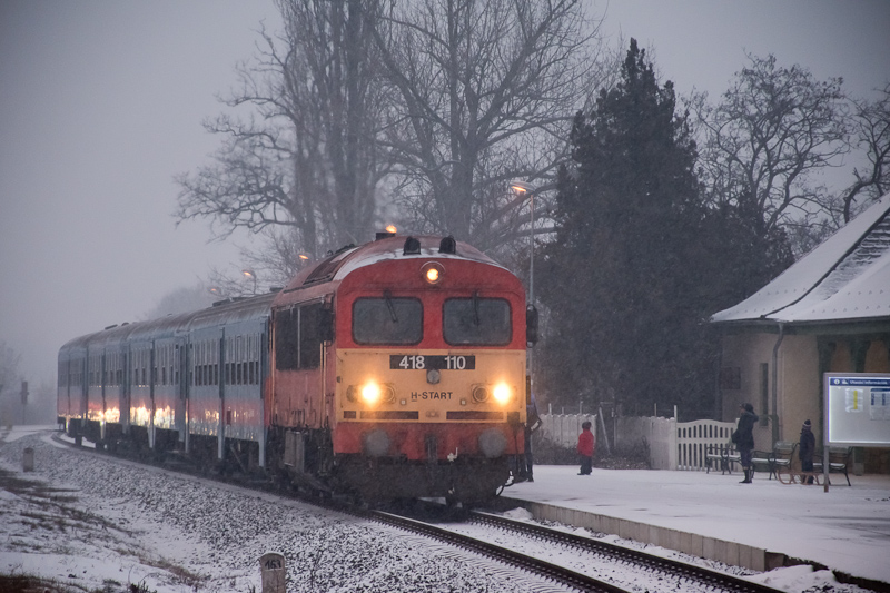 The MV-START 418 110 seen  photo