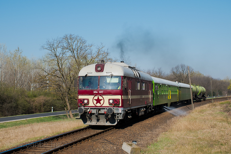 The MV Nosztalgia kft. MDa 3017 seen between Gyn and Hernd photo