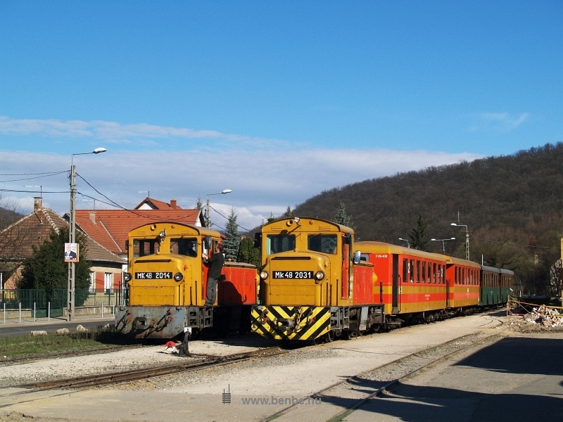 The Mk48 2014 and Mk48 2031 at Kismaros photo