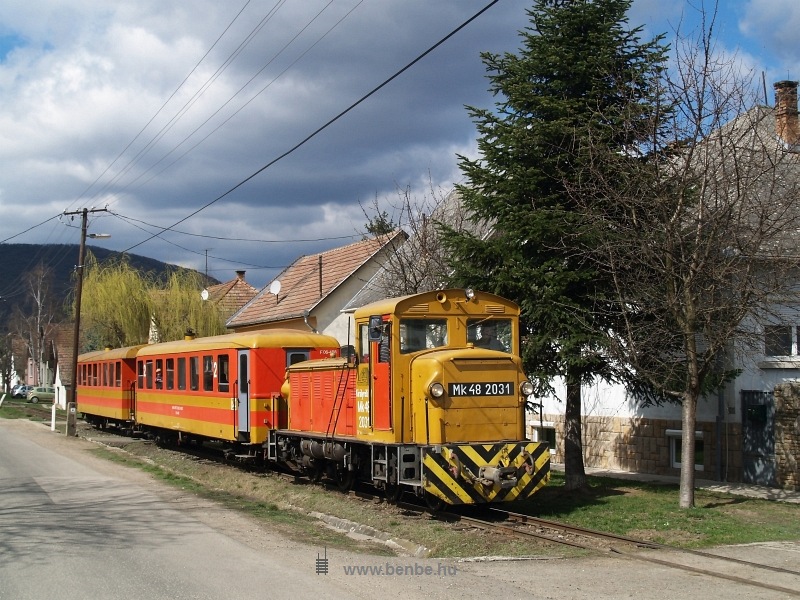 The Mk48 2031 near Szokolya felső streetrunning at Jkai street photo