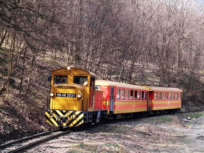 The Mk48 2031 between Szokolya and Hrtkt photo