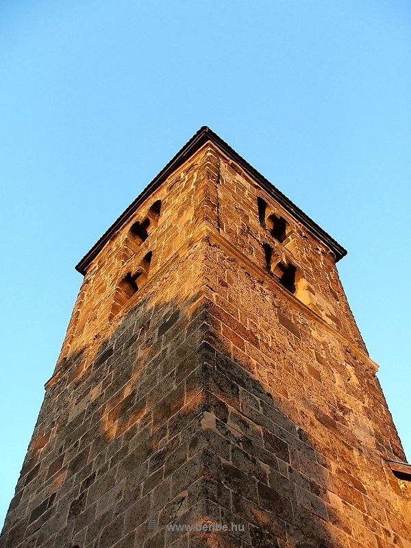 A nagybrzsnyi Szent Istvn-templom tornya fot