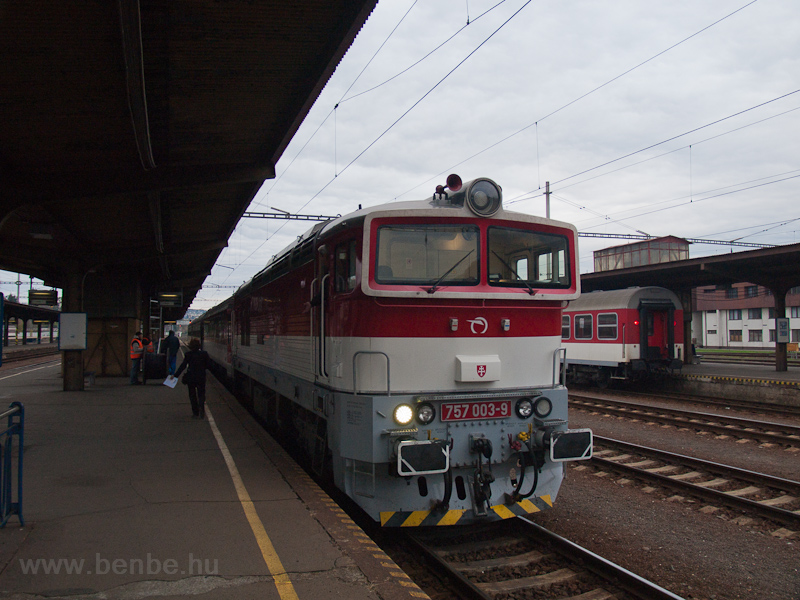 The ŽSSK 757 003-9 see photo