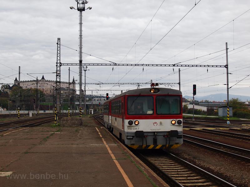 The ŽSSK 812 034-7 seen at Zvolen osobn stanica photo