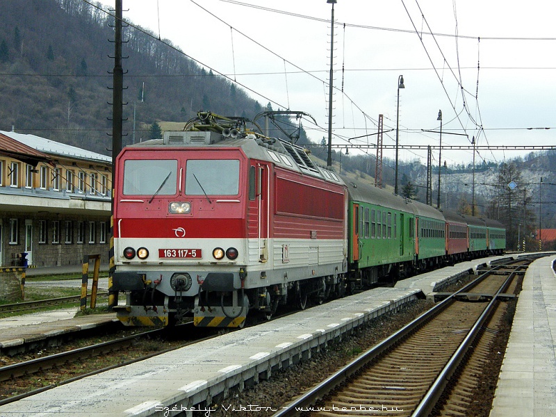 163 117-5 Vágkirályháza (Kr fotó
