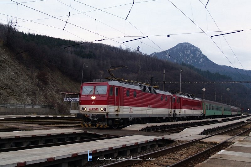 163 052-4 Vágkirályháza (Kr fotó