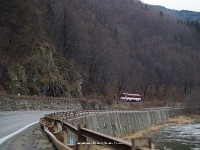 813 013-0/913 013-9 Vágkirályháza (Kral ovany) előtt az Árva kanyonjában