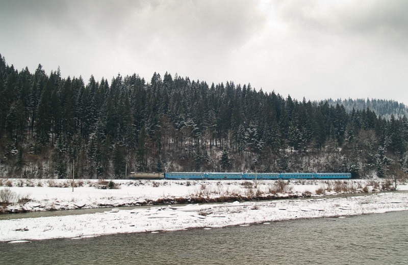 A CFR passenger train between Palotailva (Lunca Bradului, Romania) and Nygra (Stanceni Neagra, Romania) photo
