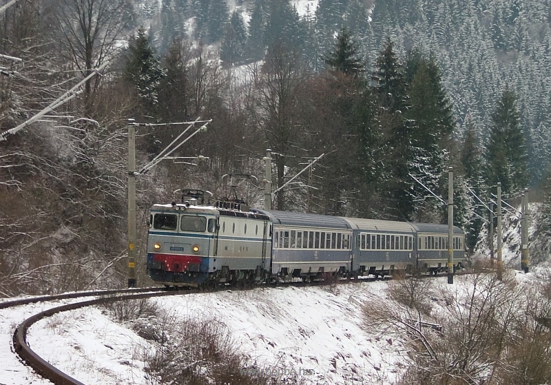 The IC Petru Maior between Lunca Bradului and Stanceni Neagra photo