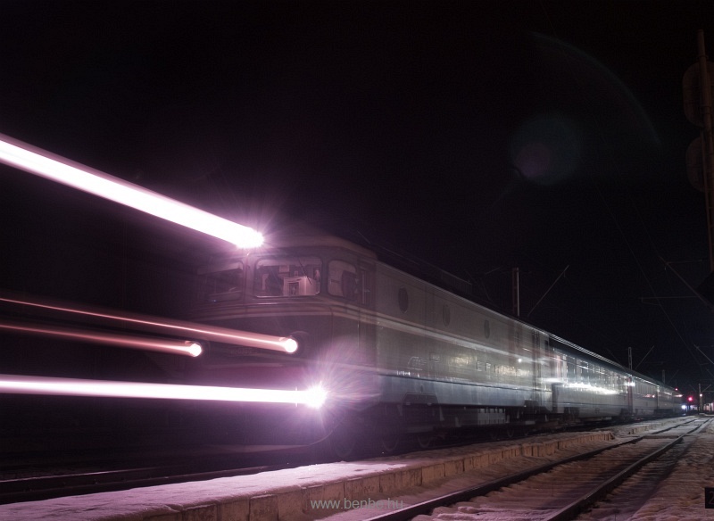 The CFR 40-0350-5 at Gyergyszentmikls (Gheorghieni) station with IC Hargita photo