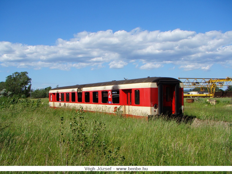 Stored passenger coaches near Spratzen photo