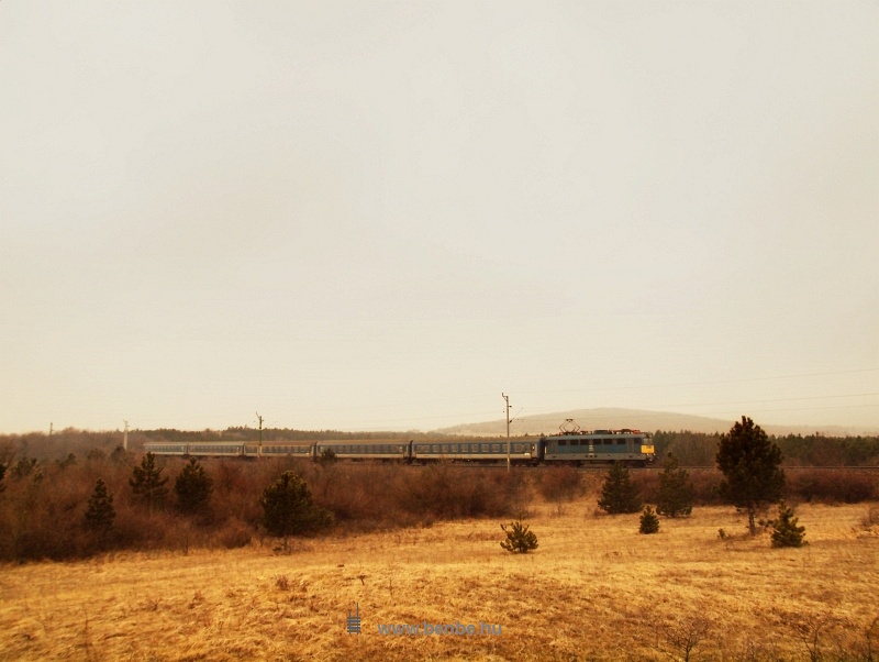 The fast train no. 907 (Szombathely-Budapest) between Mrk and Veszprm photo