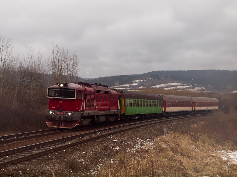The ŽSSK 754 054-5 see photo
