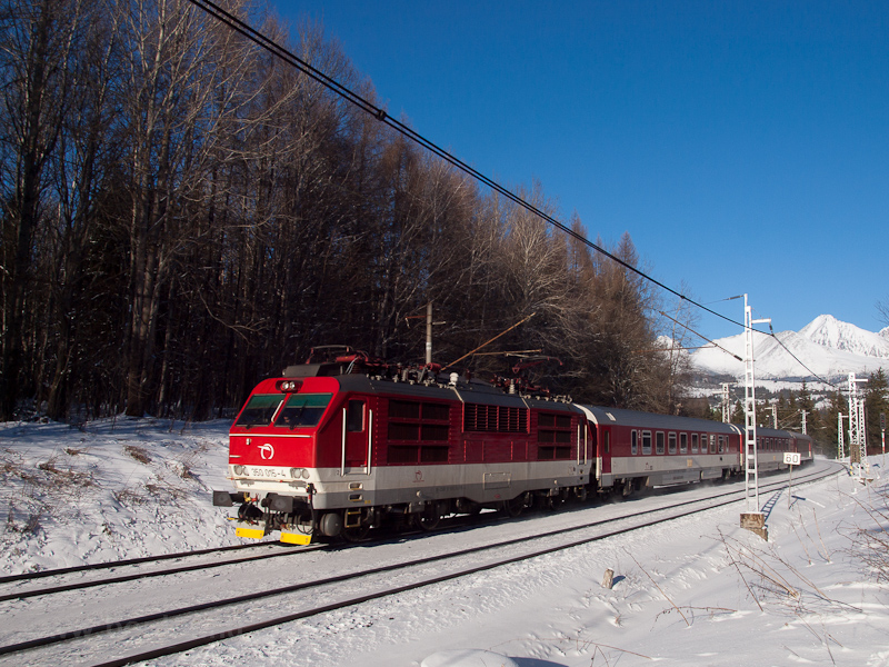 The ČD 350 015-4 seen  photo