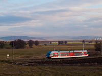 The ŽSSK TEŽ 425 965-1 seen between Poprad-Tatry and Nov Lesn