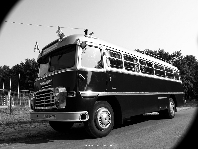 A miskolci Ikarusz Ik31-es veternbusz Polgrban fot