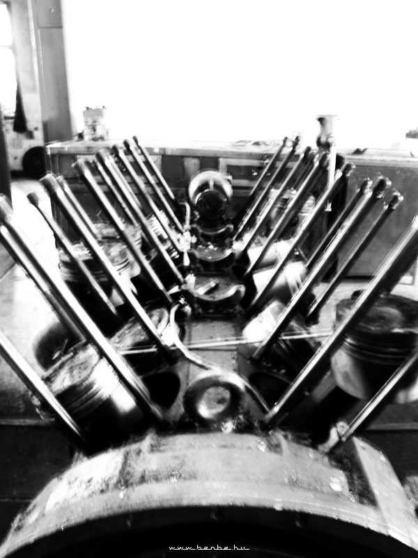 A TU2 engine study photo