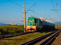 The UZ ЧМЭ3/ChME3-1031 seen hauling a local freight train between Мукачеве-Перевалочна База and Страбічево