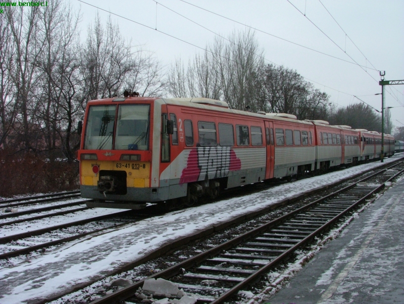 63-41 013-8 Szegeden fot