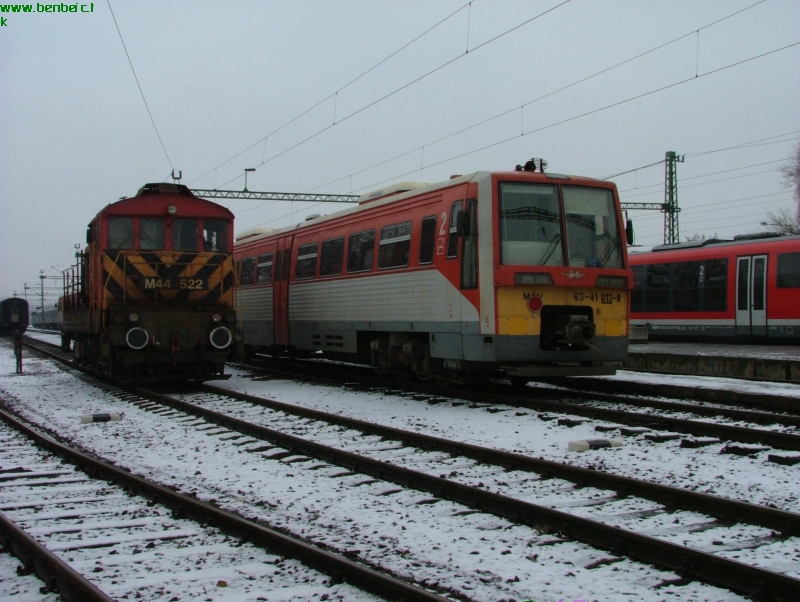 63-41 013-8 s M44 522 Szegeden fot