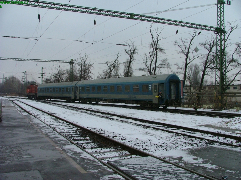 The M44 522 at Szeged station photo