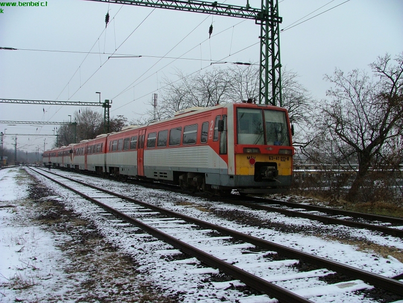 The 6341 013-8 at Szeged station photo