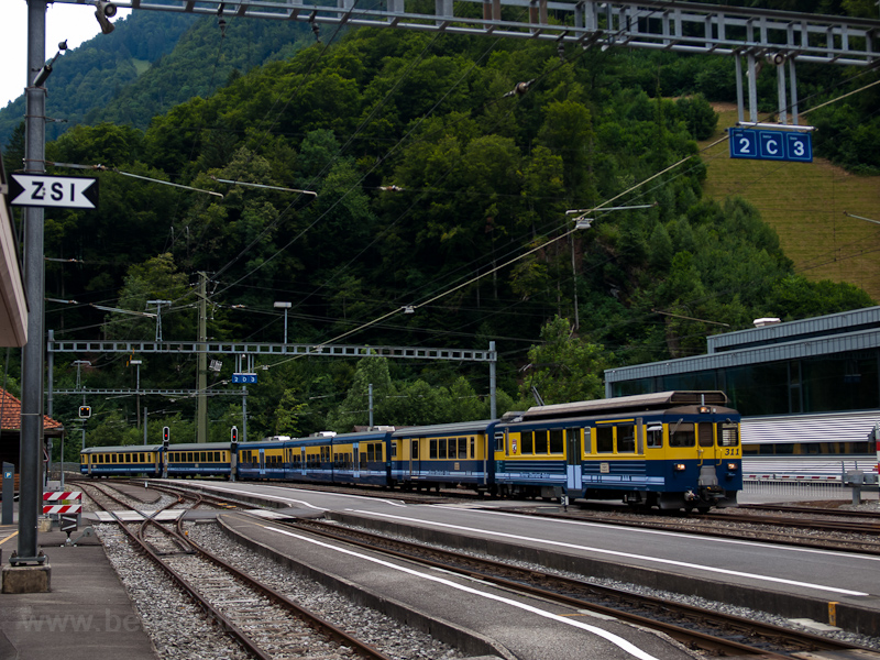 The Berner Oberlandbahn ABeh 4/4 photo