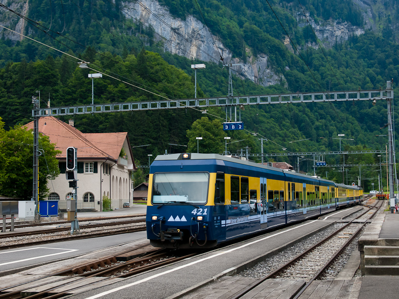 A Berner Oberlandbahn ABt 421 Zweiltschinen llomson fot