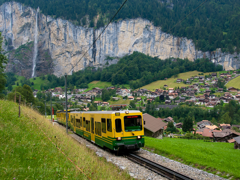 The Wengernalpbahn BDhe 4/8 131 seen between Witimatte and Rohrfluh photo