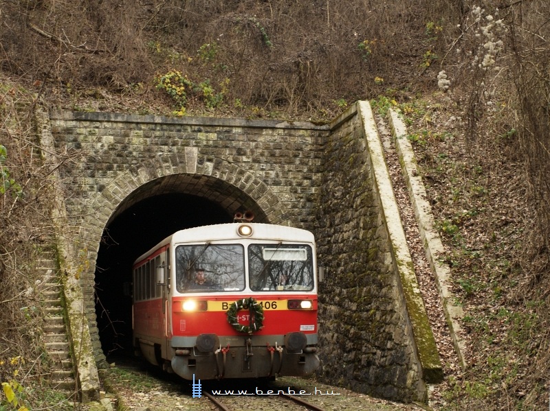 The Bzmot 406 in the tunnel near Sta photo