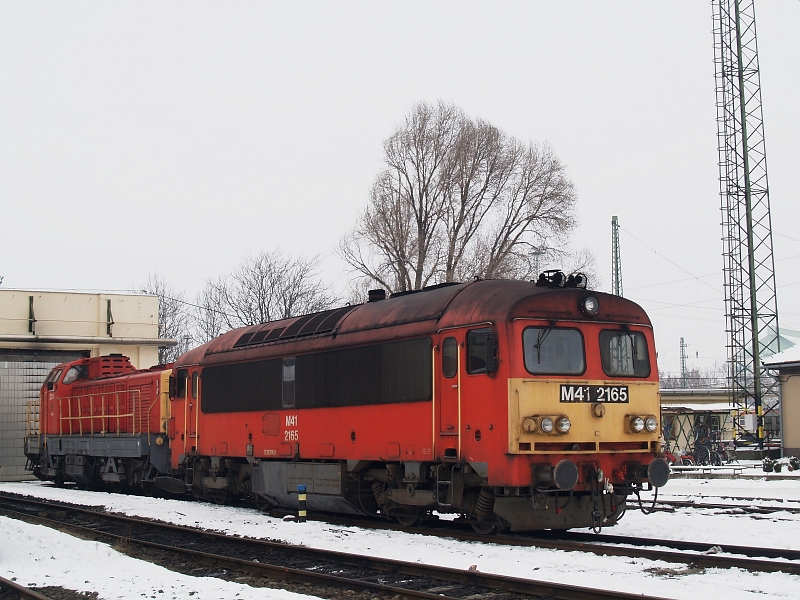 kép M41 2165 Hatvanban fotó