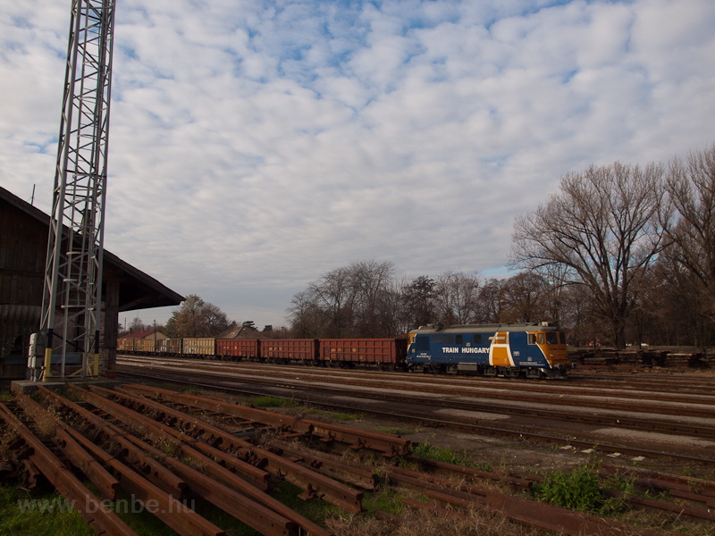 A Train Hungary 601 107-1 Oroshza llomson fot