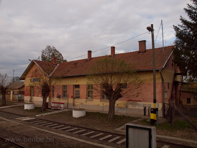 Gádoros station on the Oros photo
