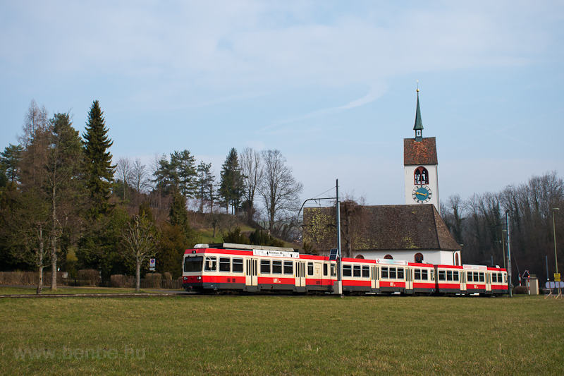 The Waldenburgerbahn BDe 4/4 17 seen between Niederdorf and Oberdorf Winkelweg photo