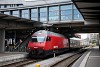 The SBB 460 054-0 seen pushing an InterCity double-decker push-pull train at Basel SBB