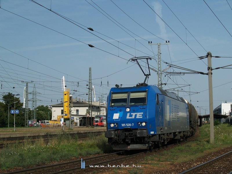 Az LTE 185 528-7 tartályvon fotó