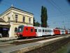 The BB 4020/6020 294-2 panned at Melk station