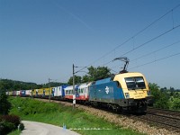 The MV-TR 1047 002-9 with a Rollende Landstrasse train at Maria Anzbach