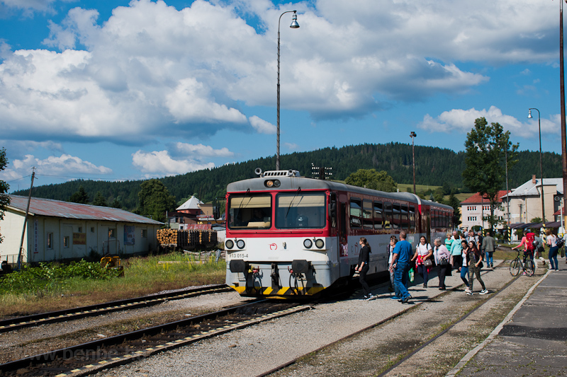 The ZSSK 913 015-4 seen at  photo